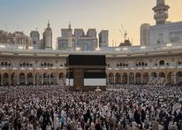 حجاج بيت الله الحرام يختتمون مناسكهم بطواف الوداع