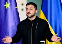 زيلينسكي يتهم إسرائيل بشراء حبوب مسروقة من أوكرانيا