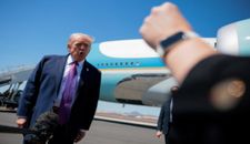 ترامب يتوعد باستهداف البنية التحتية الحيوية في إيران حال رفض الصفقة