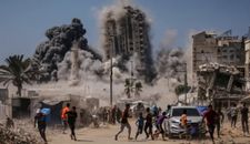 شهيدان ومصابون في قصف الاحتلال واستهدافه المواطنين في قطاع غزة