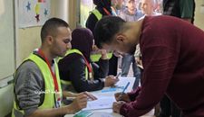 شاهد: إقبال واسع من المواطنين على الانتخابات المحلية بدير البلح