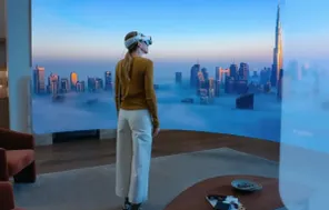 الكشف عن وفاة طيار شراعي صوّر محتوى "خطير" بنظارة أبل فيجن برو