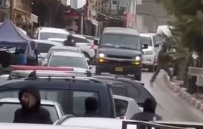 القبض على عصابة تنكرت بزي الاحتلال ونفذت سطوًا مسلحًا في الظاهرية على محل ذهب