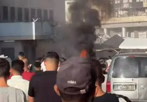 شهيد وإصابات في قصف إسرائيلي استهدف مركبة مدنية غرب غزة