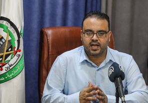 حازم قاسم: ربط نزع السلاح بالاتفاق يناقض خطة ترامب ويعقّد المرحلة الثانية