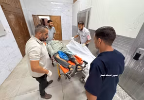 شهيدان ومصابون في قصف إسرائيلي على مواصي رفح