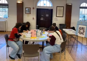 حملة أمريكية لدعم الأسيرات في سجن "الدامون"