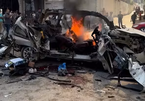 شهيدان ومصابون في غارة إسرائيلية وسط قطاع غزة
