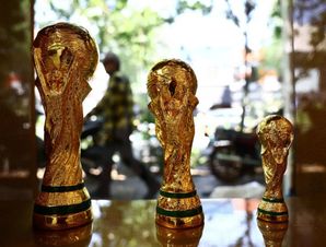 إعادة بيع أربع تذاكر لنهائي المونديال بقرابة 2.3 مليون دولار