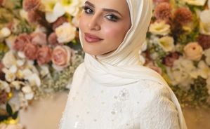 ابنة الراحل محمد قنوع تحتفل بزفافها وشقيقه يبكي في لحظات مؤثرة