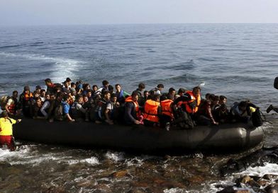 أوروبا تغلق أبوابها.. تراجع قياسي في منح اللجوء للسوريين بعد انتهاء الحرب