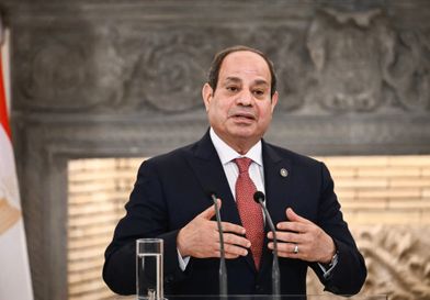 السيسي لترامب: لا أحد يستطيع وقف هذه الحرب إلا أنت