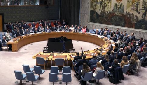 فيتو روسي صيني ضد مشروع قرار بحريني يدعو لفتح مضيق هرمز