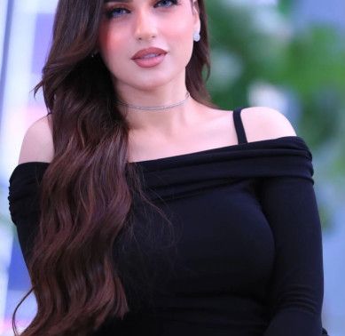 ياسمين عز تشعل مواقع التواصل بعد حديثها عن سر نضارة بشرتها