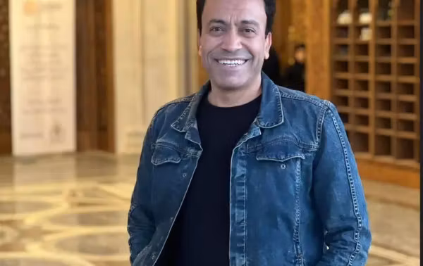 سامح حسين يغادر المستشفى