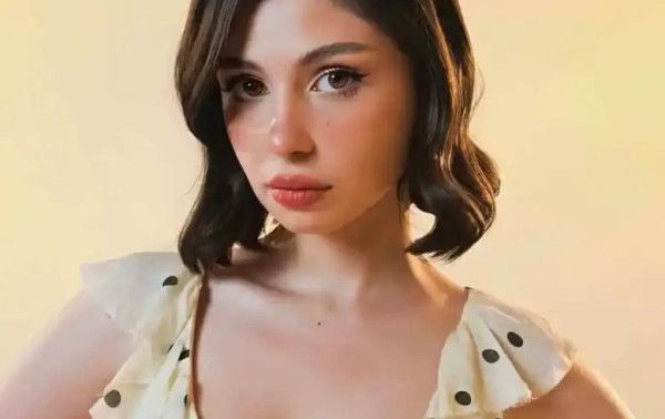 زينب أتيلغان تقاضي "المتنمرين" وتتبرع بالتعويضات لصالح التعليم